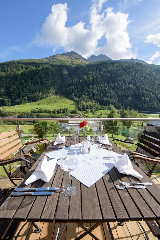 Hotel Traube Pettneu am Arlberg Exterior foto